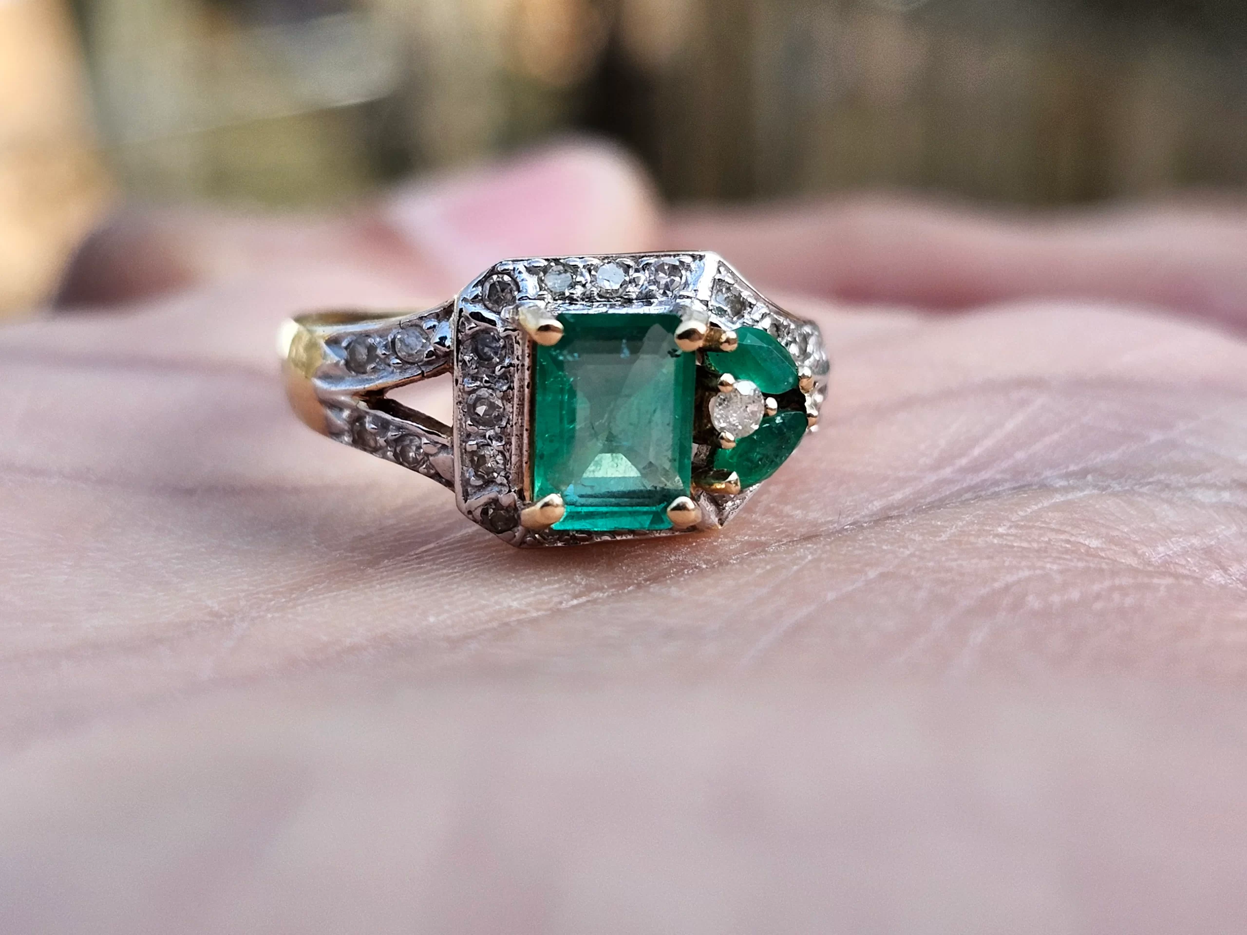 0.80ct Emerald Ring set in 10k gold with Pave Diamonds