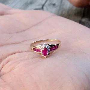 10K Pink Sapphire Statement Ring
