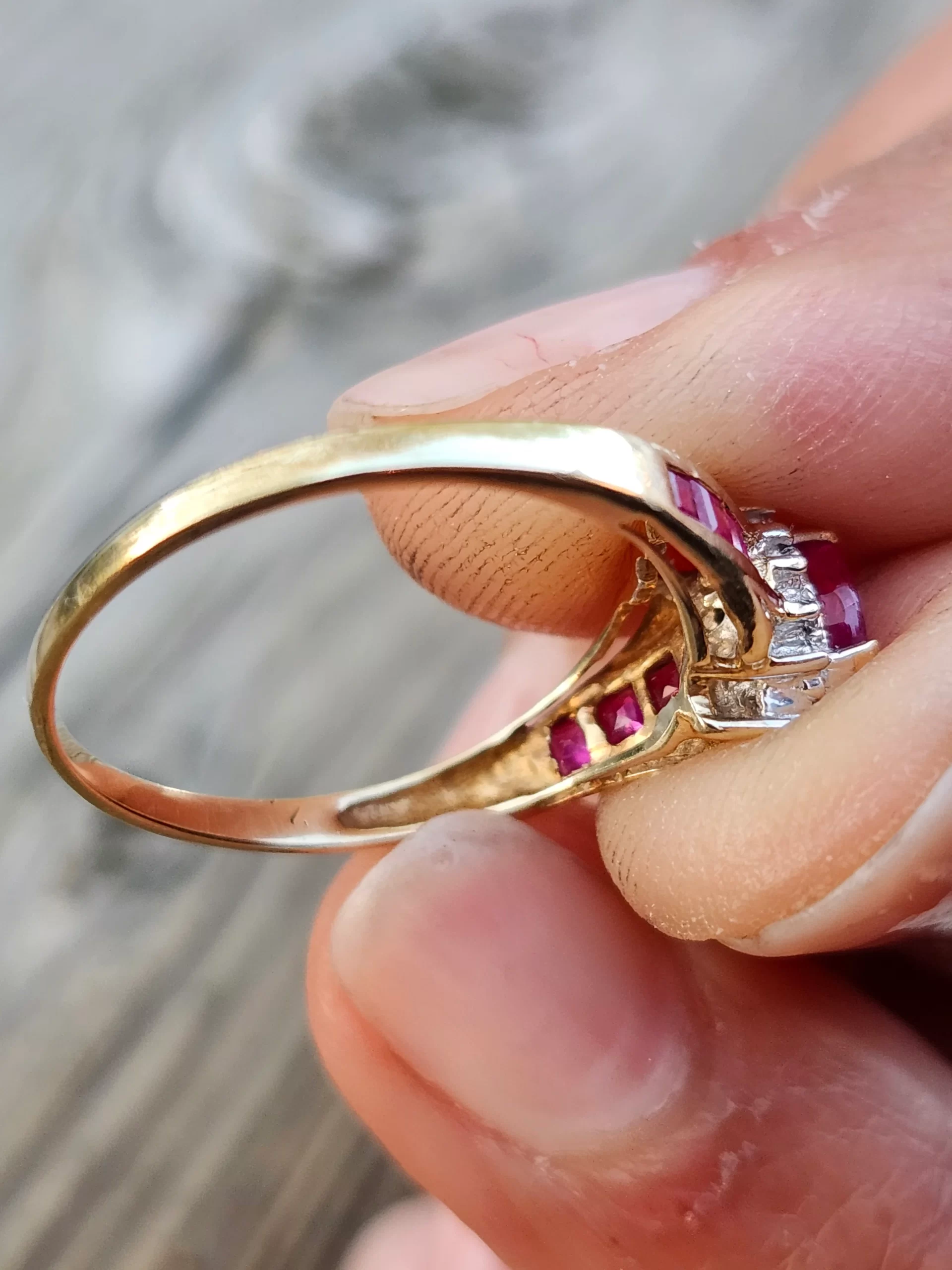 10K Pink Sapphire Statement Ring - Image 4
