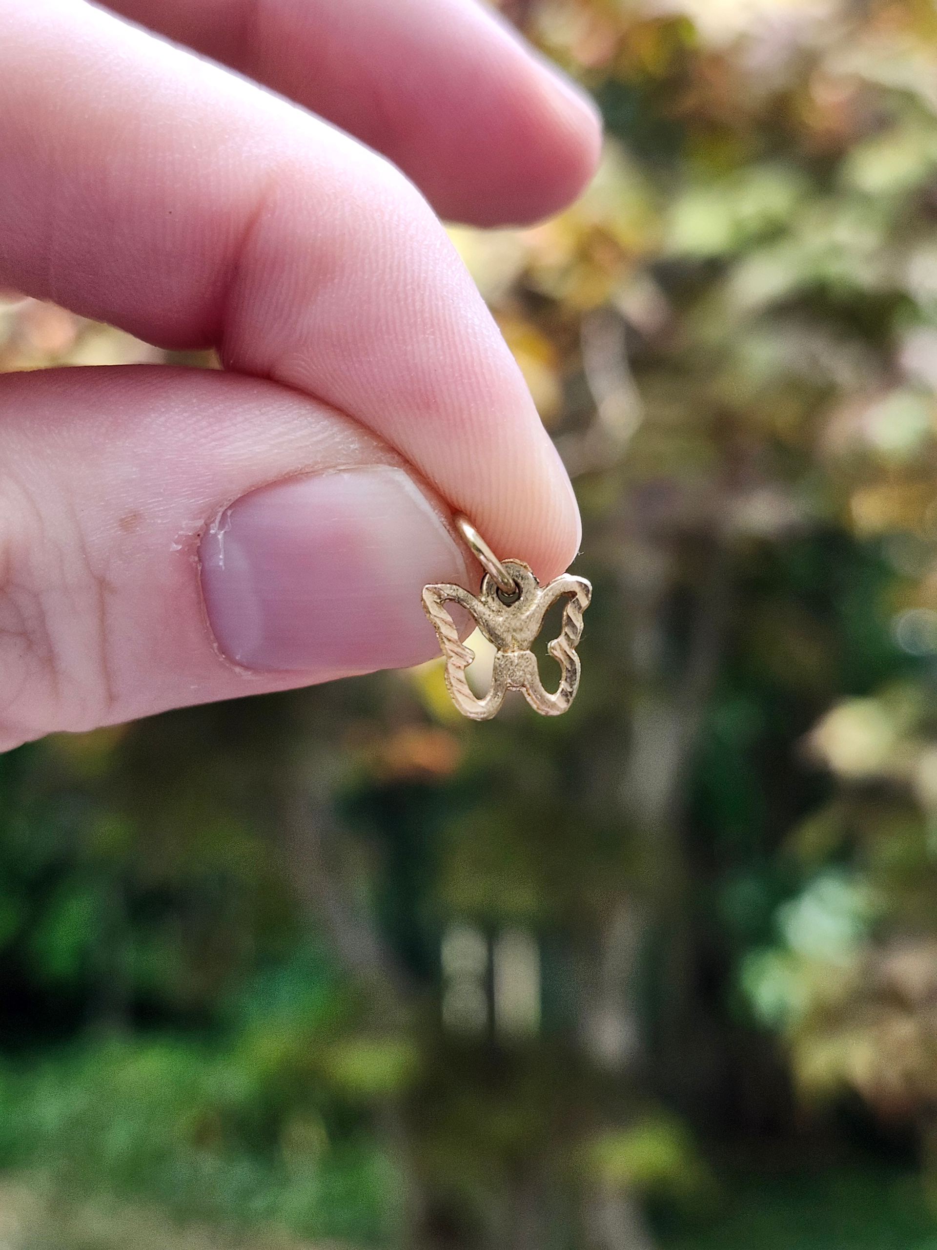 18k Gold Butterfly Pendant