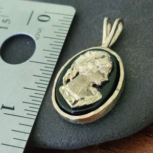 10K Gold Carved Cameo Pendant on Onyx